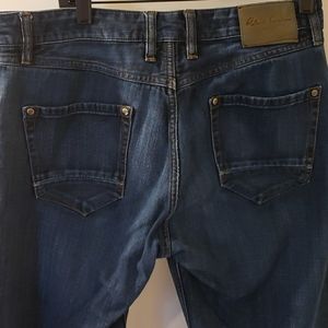 Robert Graham classic Yates jeans